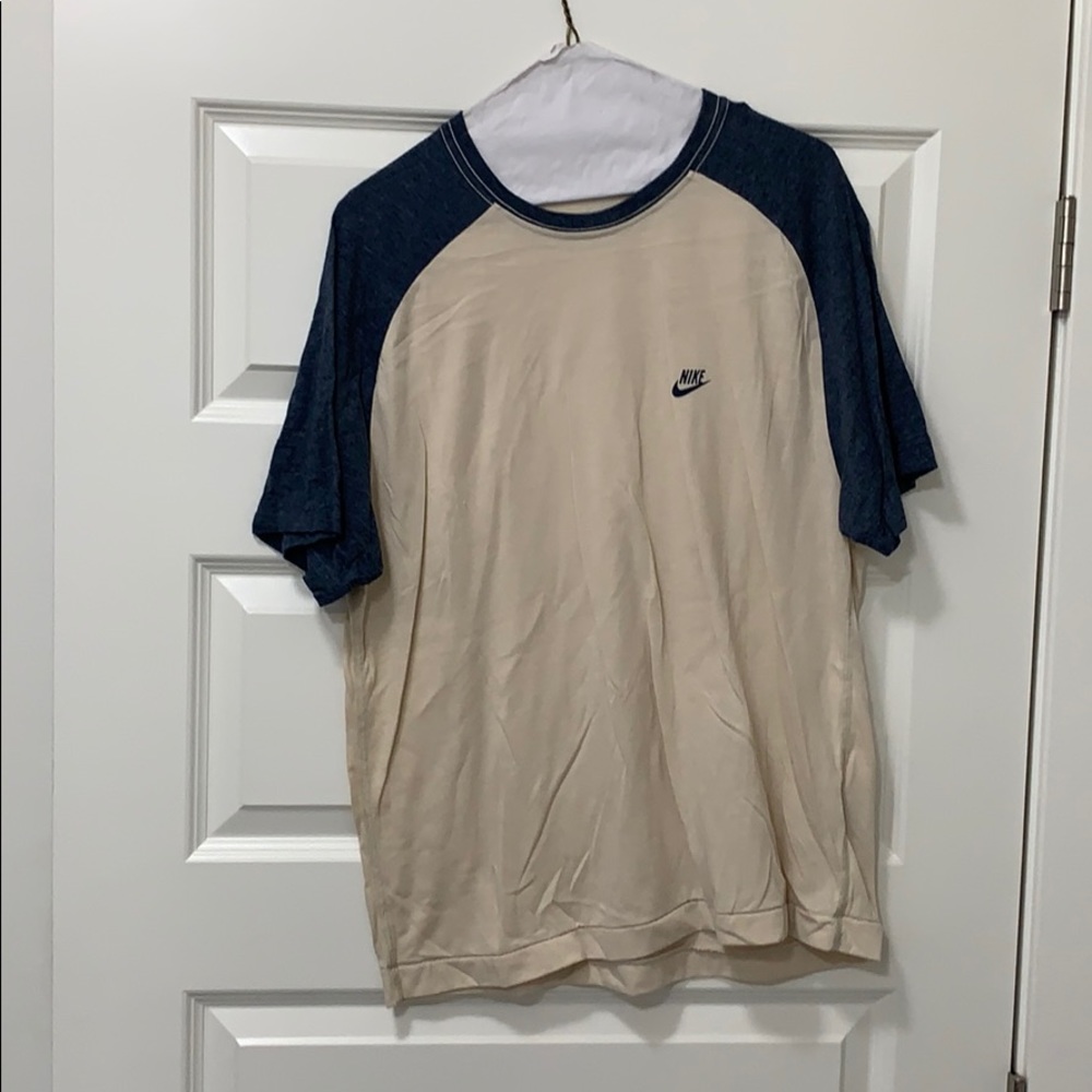 Men’s Nike T-Shirt